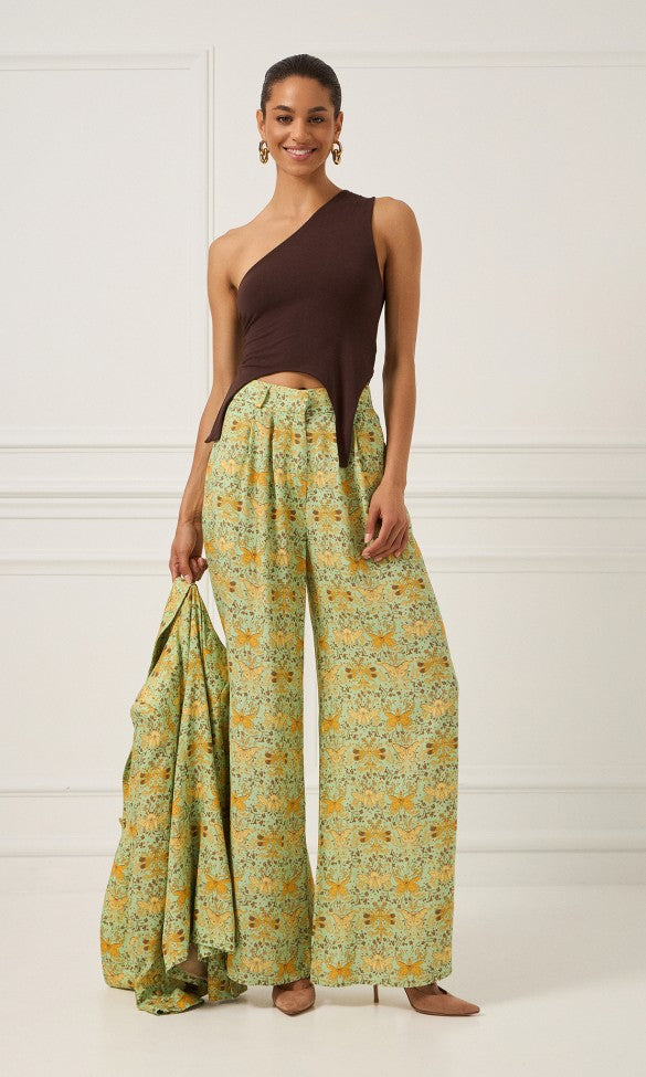 Asymmetric Top in Brown, LITO