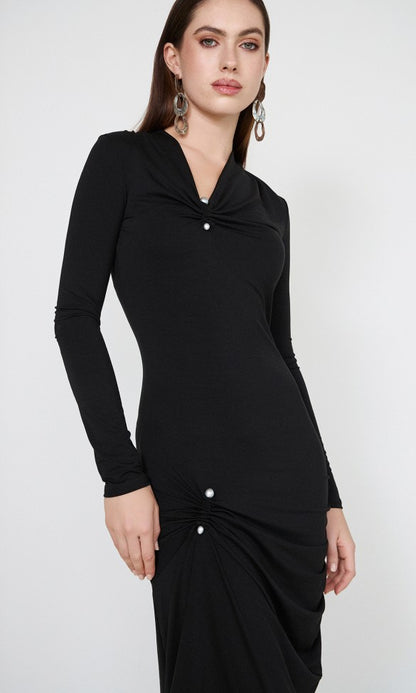 Φόρεμα από ζέρσεϊ με μεταλλική λεπτομέρεια σε μαύρο χρώμα, Margaret