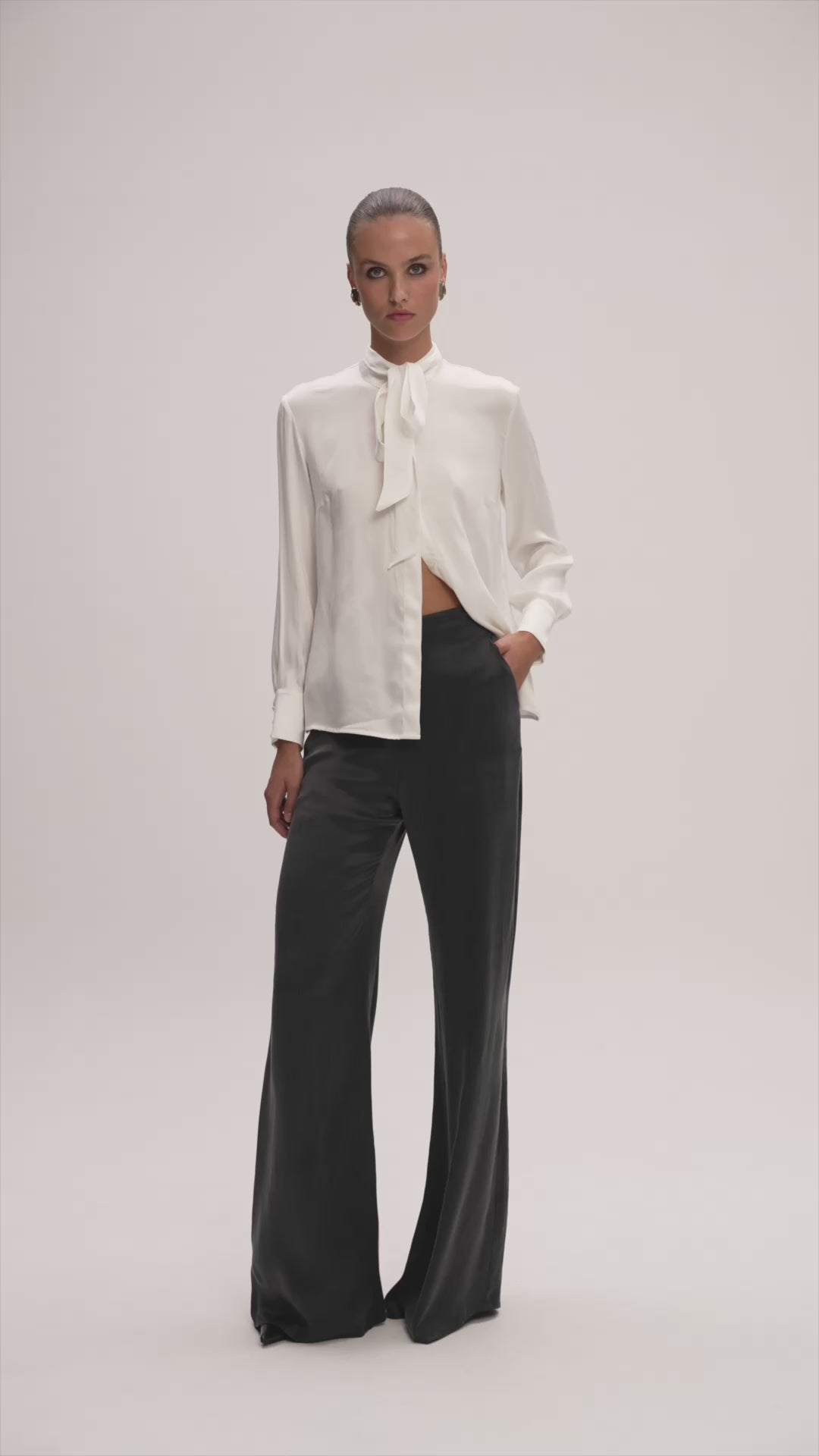 Moon Shirt Off White — product video