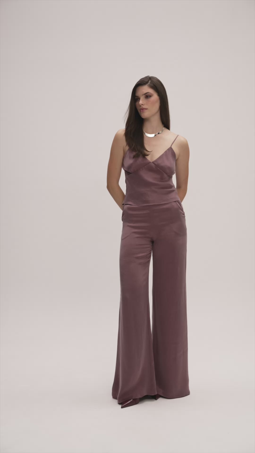 Moon Bralette Top Dusty Pink / Rommi Pants Dusty Pink — product video